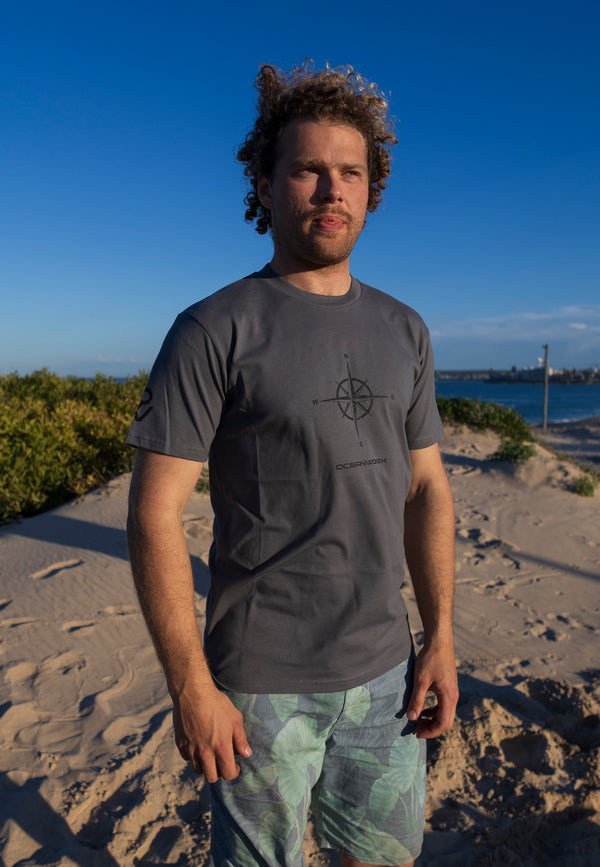 MEN'S TEE'S - COMPASS